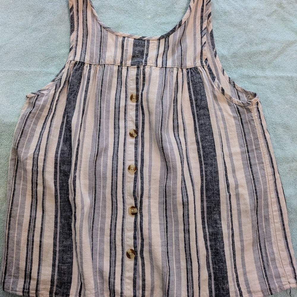 Thread & Supply White Gray Relaxed Buttoned Blouse